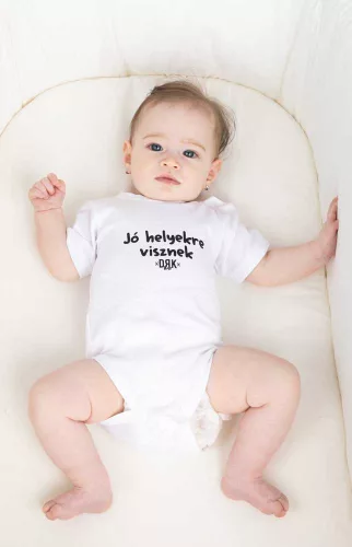 Dorko "Jó helyekre visznek" mintával nyomot rövid ujjú baba body