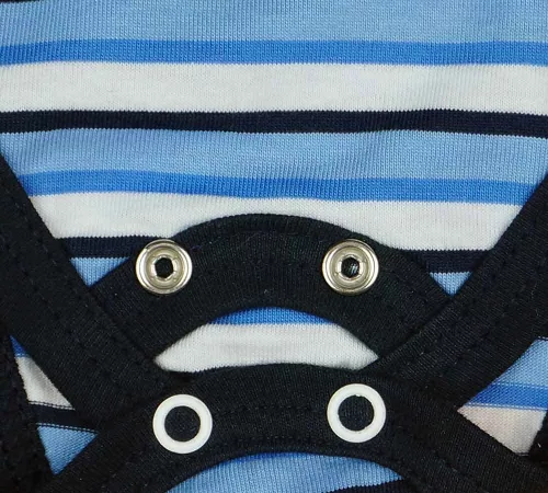 Rövid ujjú dupla patentos baba body