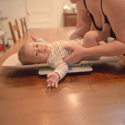 Bblüv Kilö Pro Digitális babamérleg