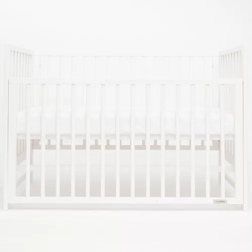 Gyerek kiságy New Baby BASIC leengedhető oldalráccsal fehér