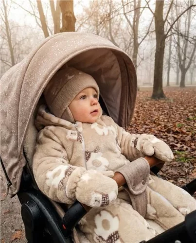 Téli Wellsoft kezeslábas New Baby Polar Bear