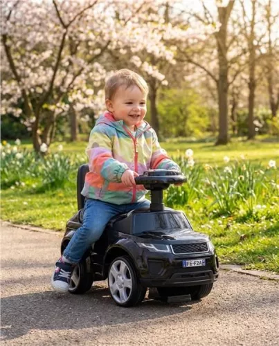 Baby Mix Prime SUV bébitaxi fekete bőrből