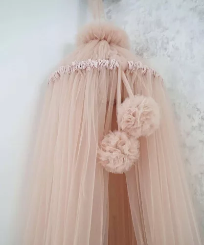 Függő luxus baldachin pomponokkal Belisima nude