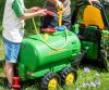 Tartálykocsi szivattyúval és locsolóval Rolly Toys John Deere zöld