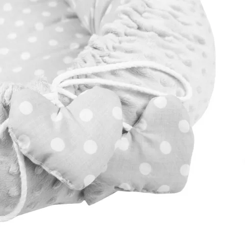 Luxus babafészek párnával és paplannal New Baby Minkyből Szívecske szürke