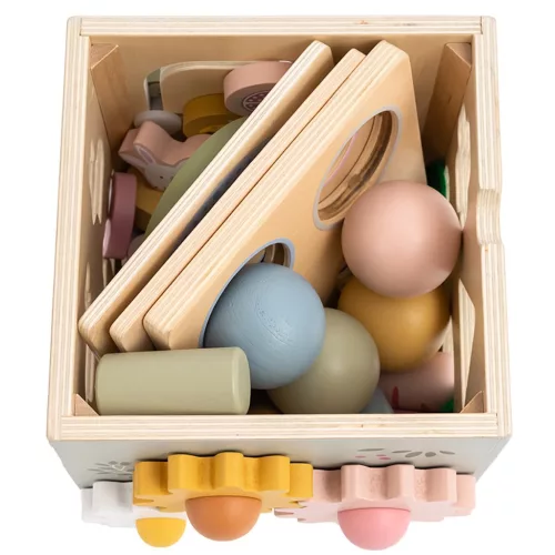 Montessori fa fejlesztőközpont Baby Mix