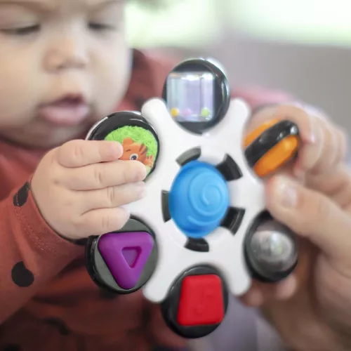 BABY EINSTEIN Kontrasztos Érzékszervi játék Curiosity Clutch™ 3hó+