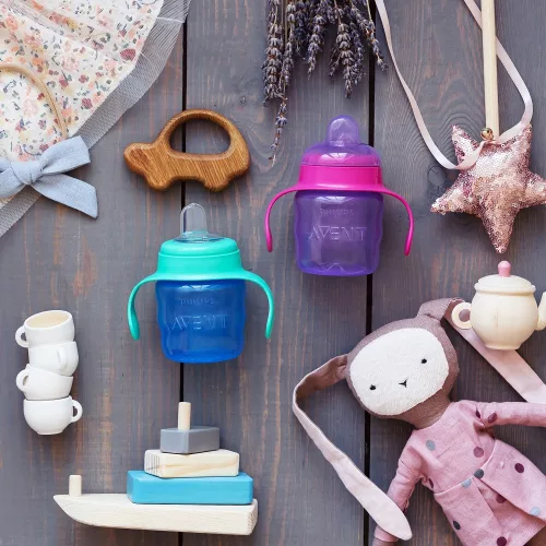 Philips AVENT SCF551/05 Itatópohár Classic 200 ml itatófüllel fiús + Ajándék PETITE&MARS Szilikon tál