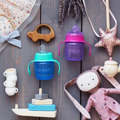 Philips AVENT SCF551/03 Itatópohár Classic 200 ml itatófüllel lányos