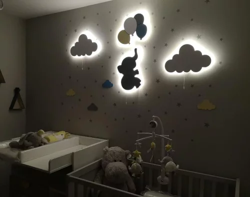 Álommanó gyerekszoba lámpa - Babakék lufik + távirányítóval (9 szín + időzítő) - RGB